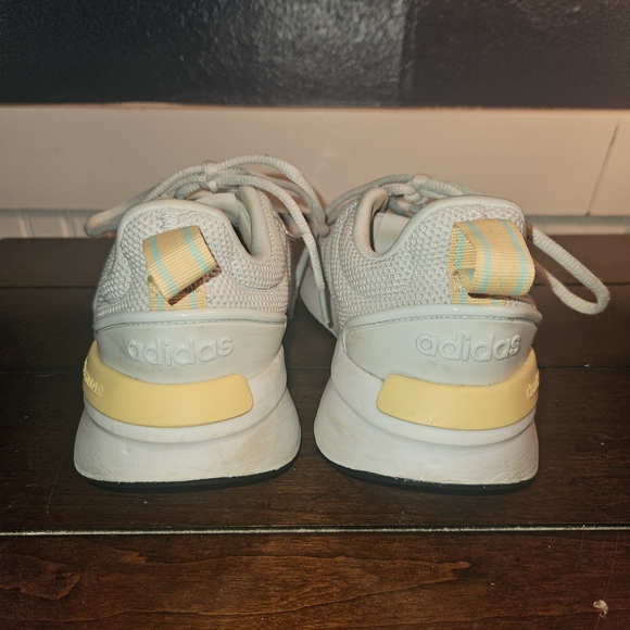 adidas Women's Athletic Shoes - White - Picture 4 of 6